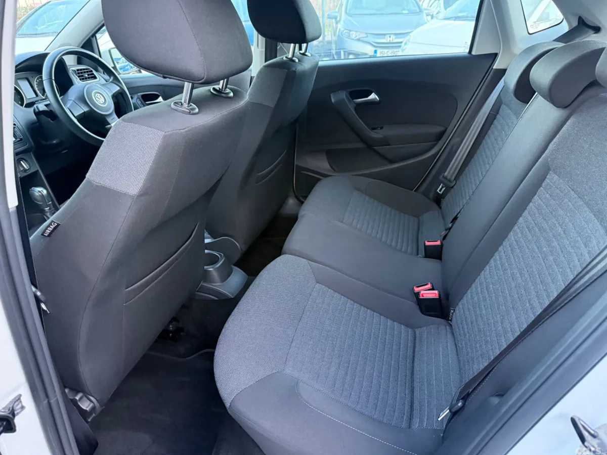 Volkswagen Polo Hatchback, Petrol, 2013, White