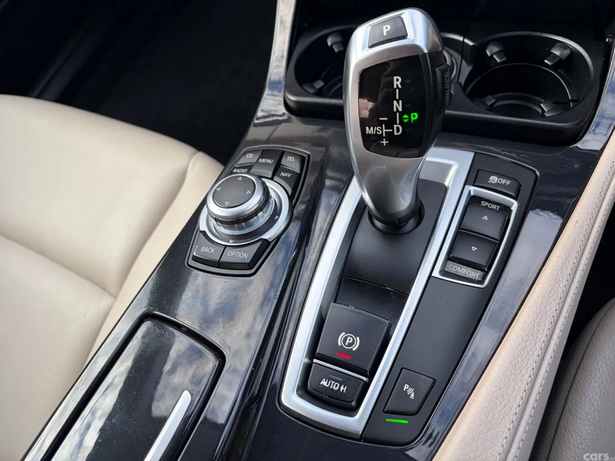 BMW 5-Series Saloon, Diesel, 2012, Grey