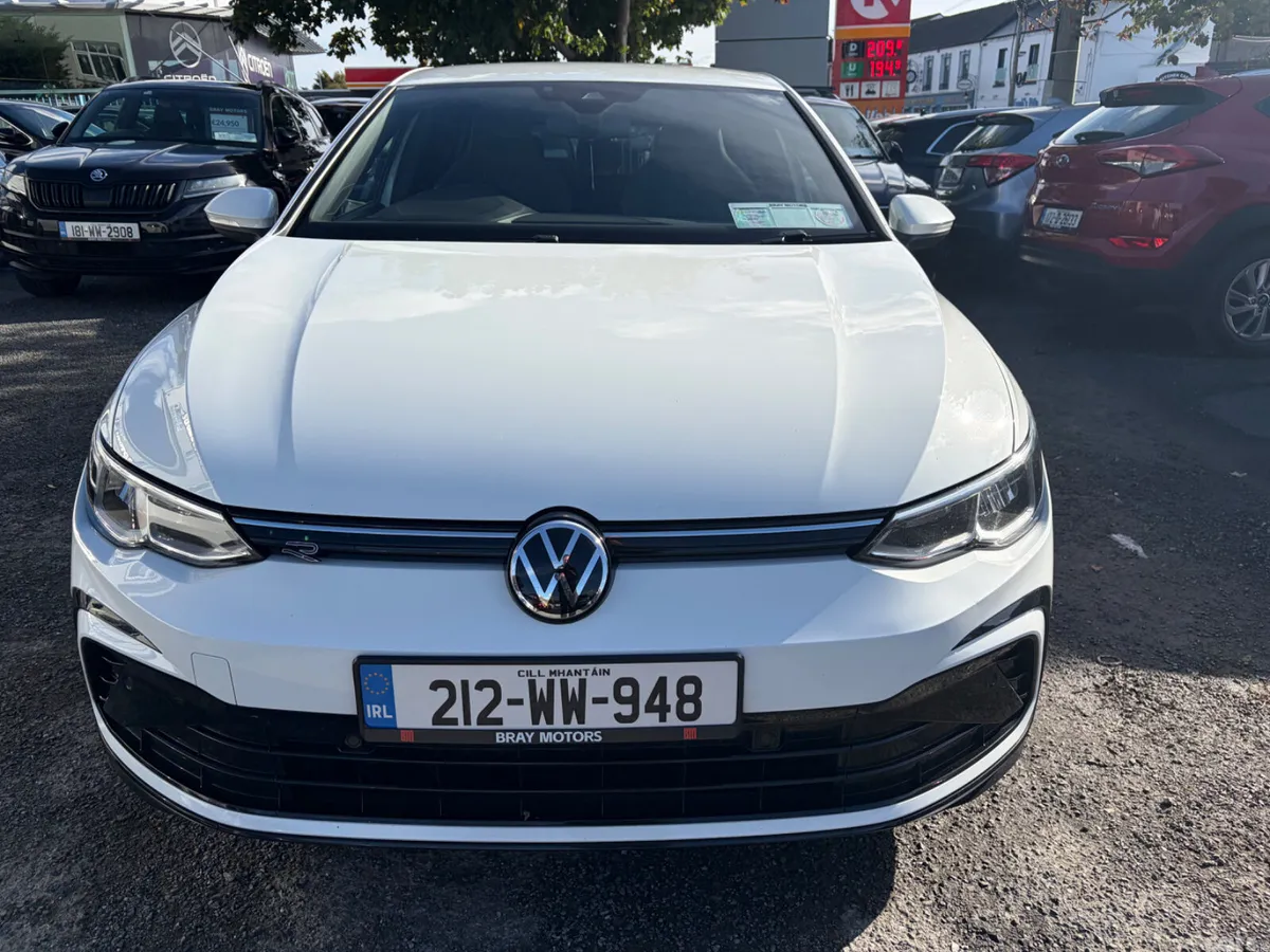Volkswagen Golf Estate, Diesel, 2021, White