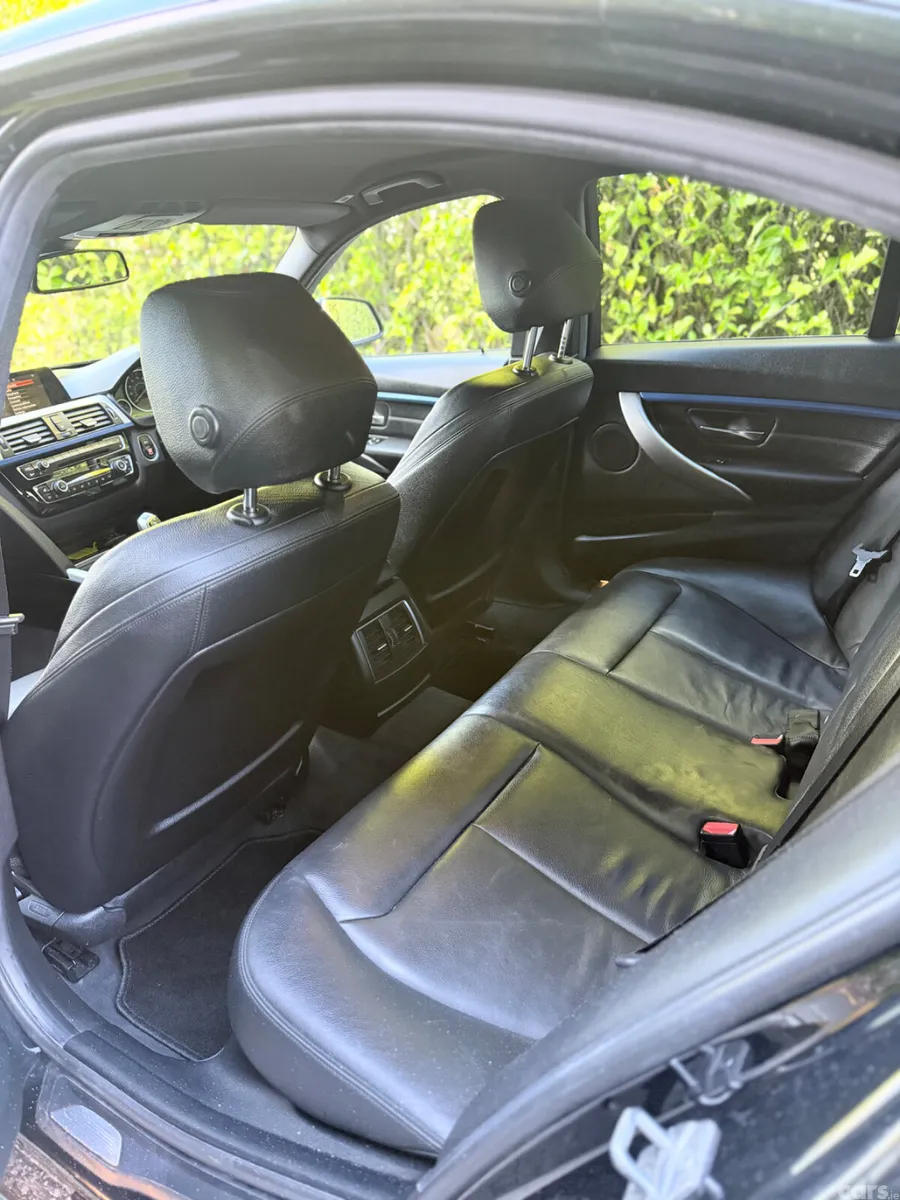 BMW 3-Series Saloon, Diesel, 2016, Black