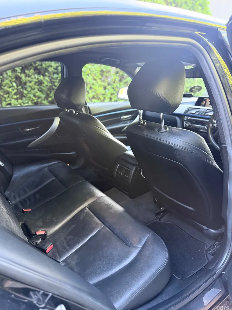 BMW 3-Series Saloon, Diesel, 2016, Black