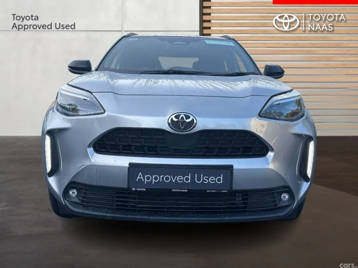 Toyota Yaris Cross SUV, Petrol Hybrid, 2026, Grey