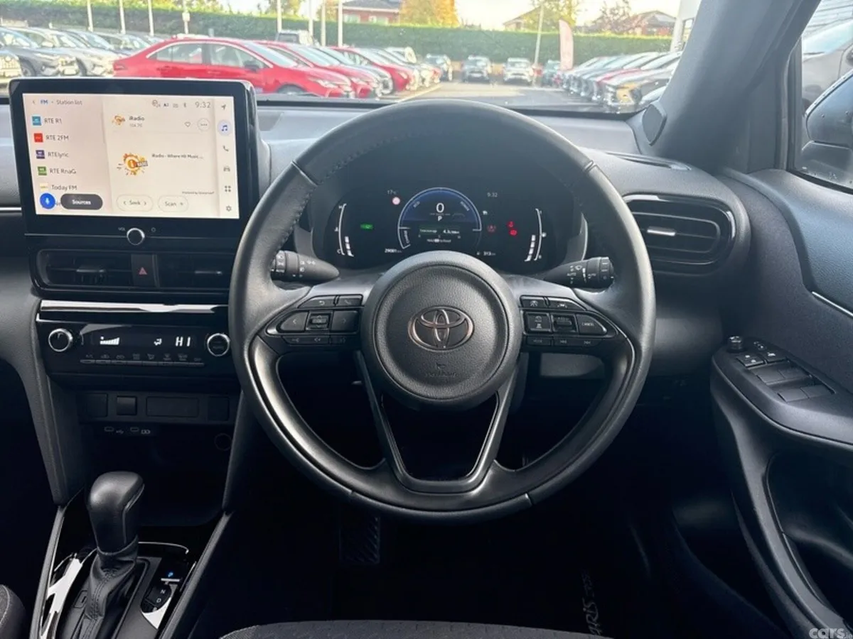 Toyota Yaris Cross SUV, Petrol Hybrid, 2026, Grey