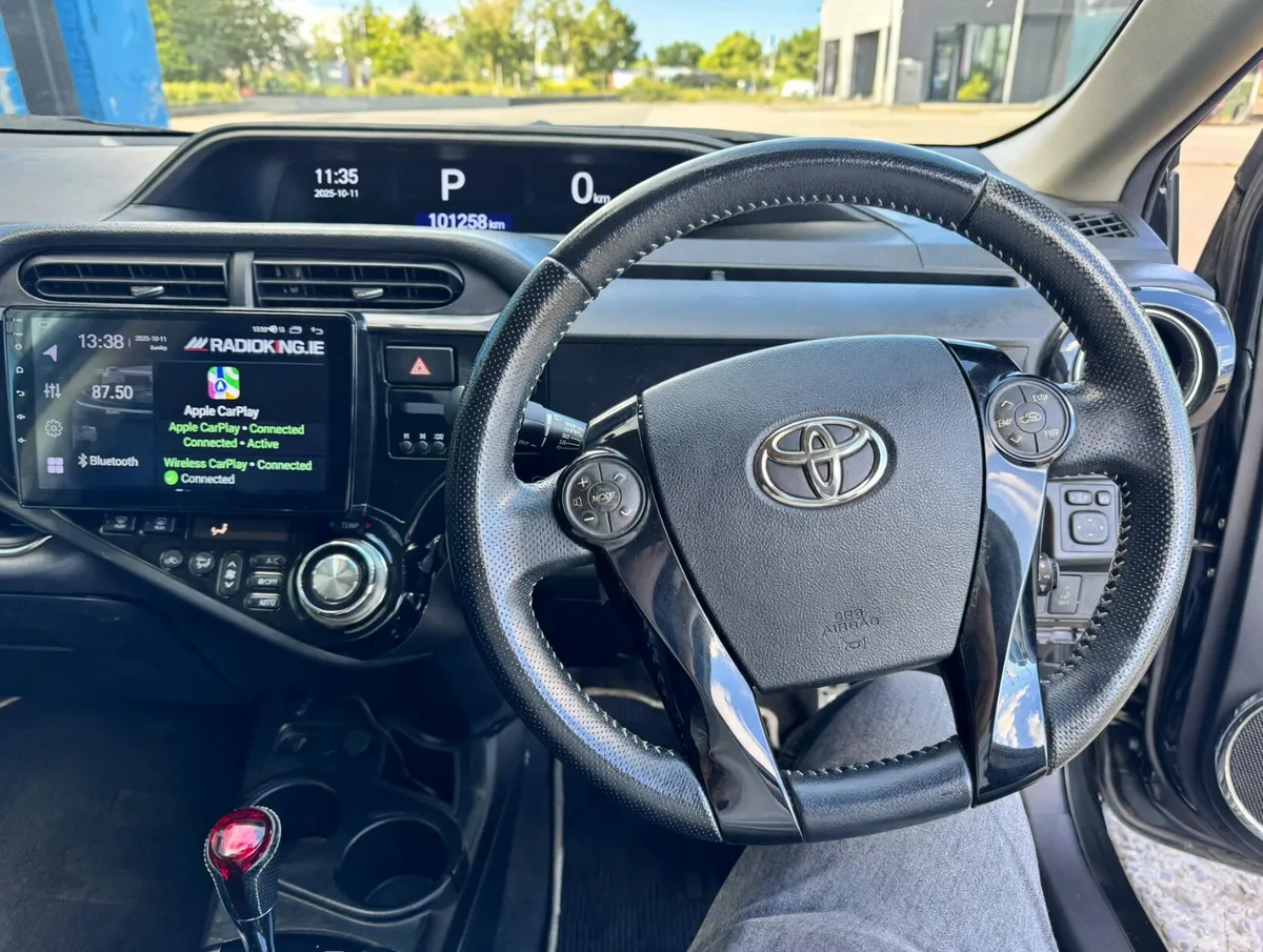 Toyota Aqua Hatchback, Petrol Hybrid, 2015, Black