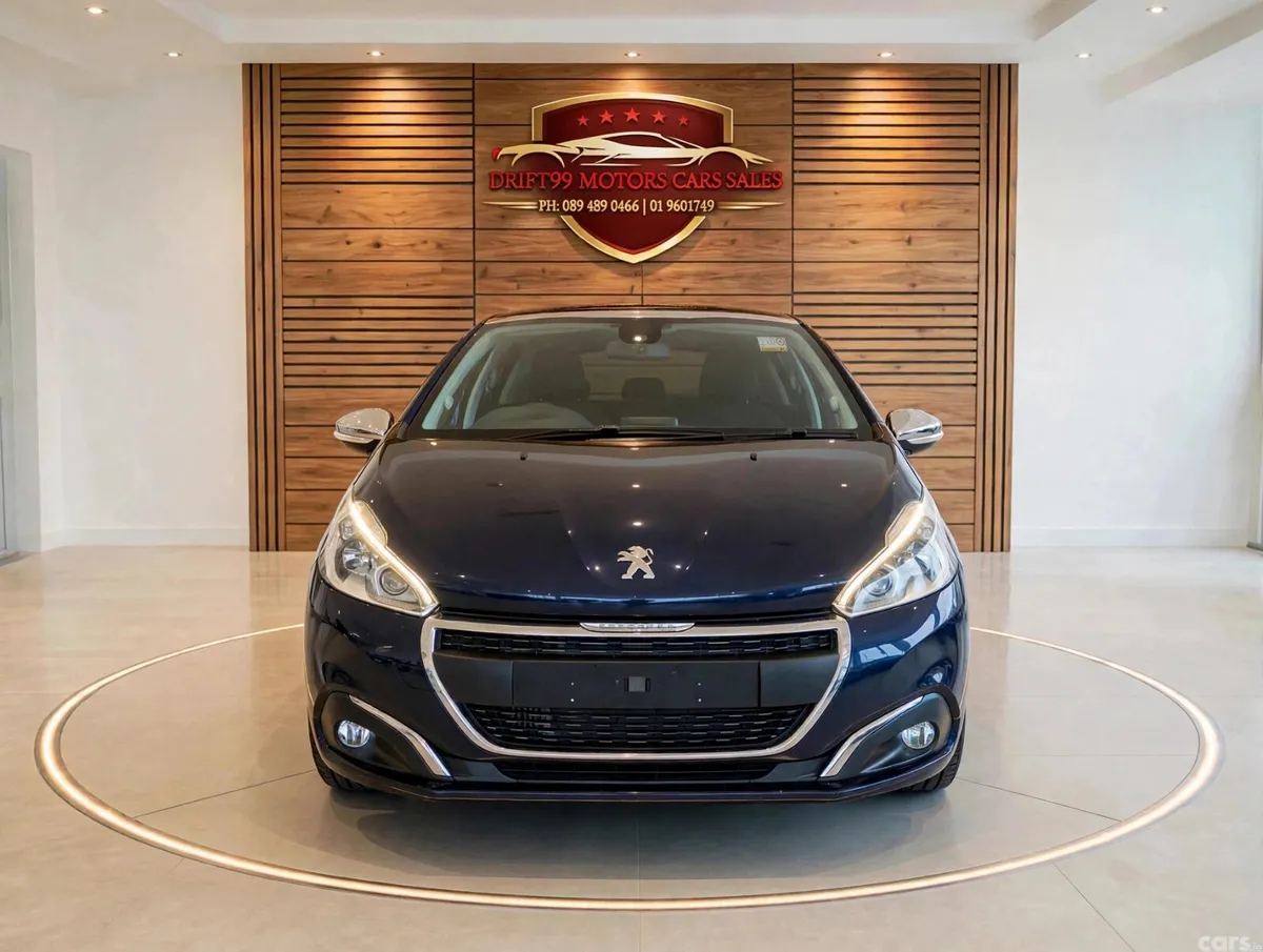 Peugeot 208 Hatchback, Petrol, 2017, Blue