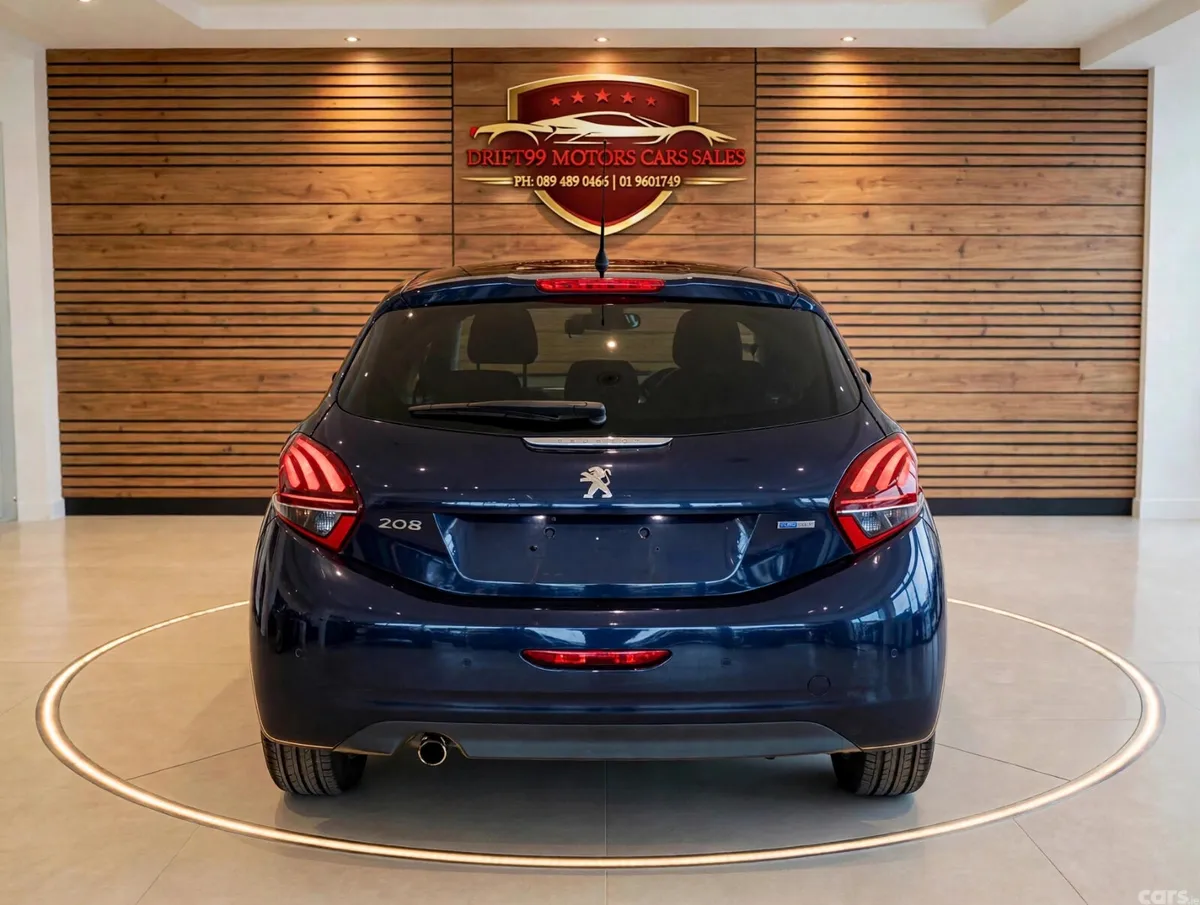 Peugeot 208 Hatchback, Petrol, 2017, Blue