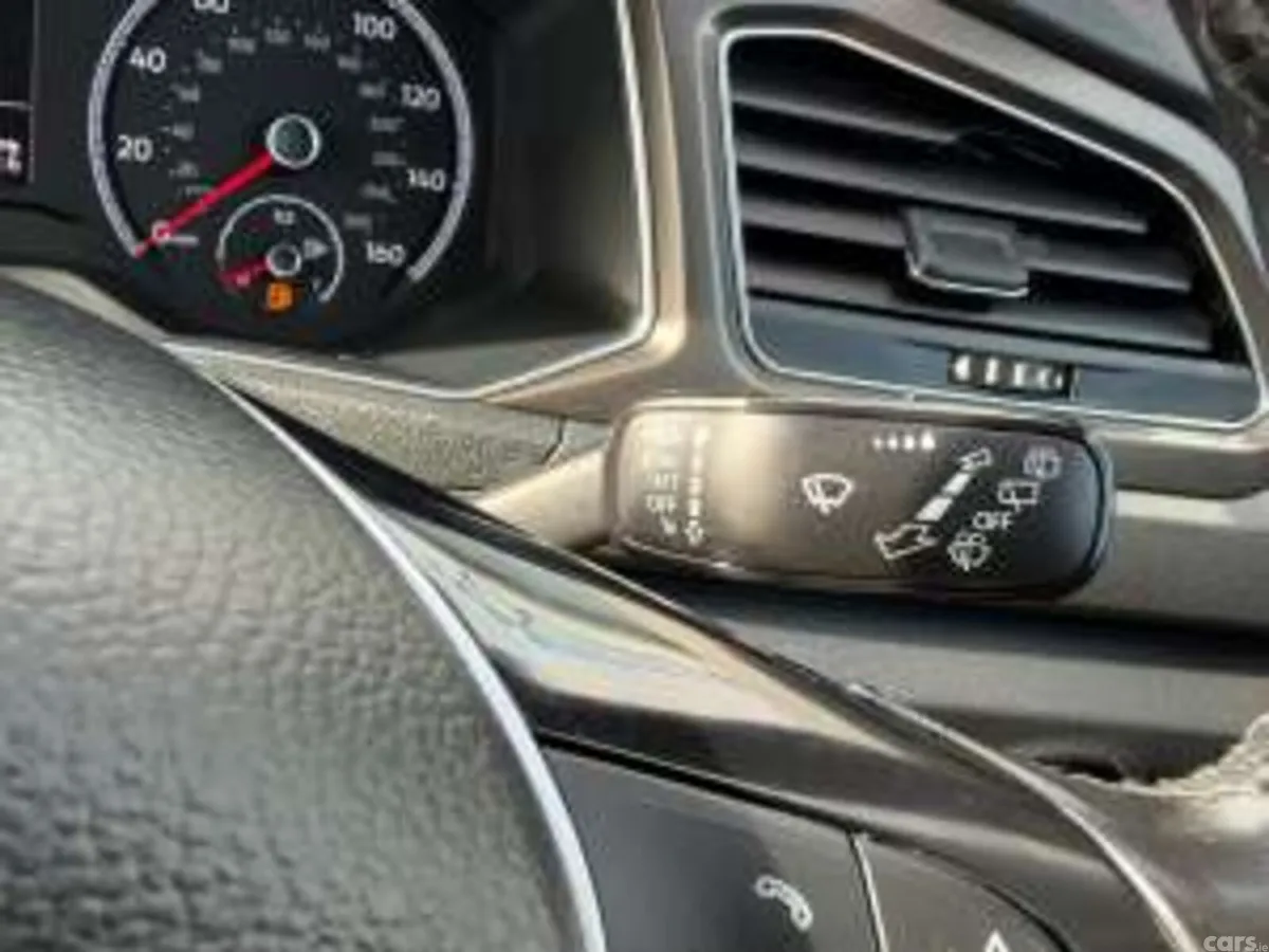 Volkswagen T-Roc SUV, Diesel, 2018, Blue