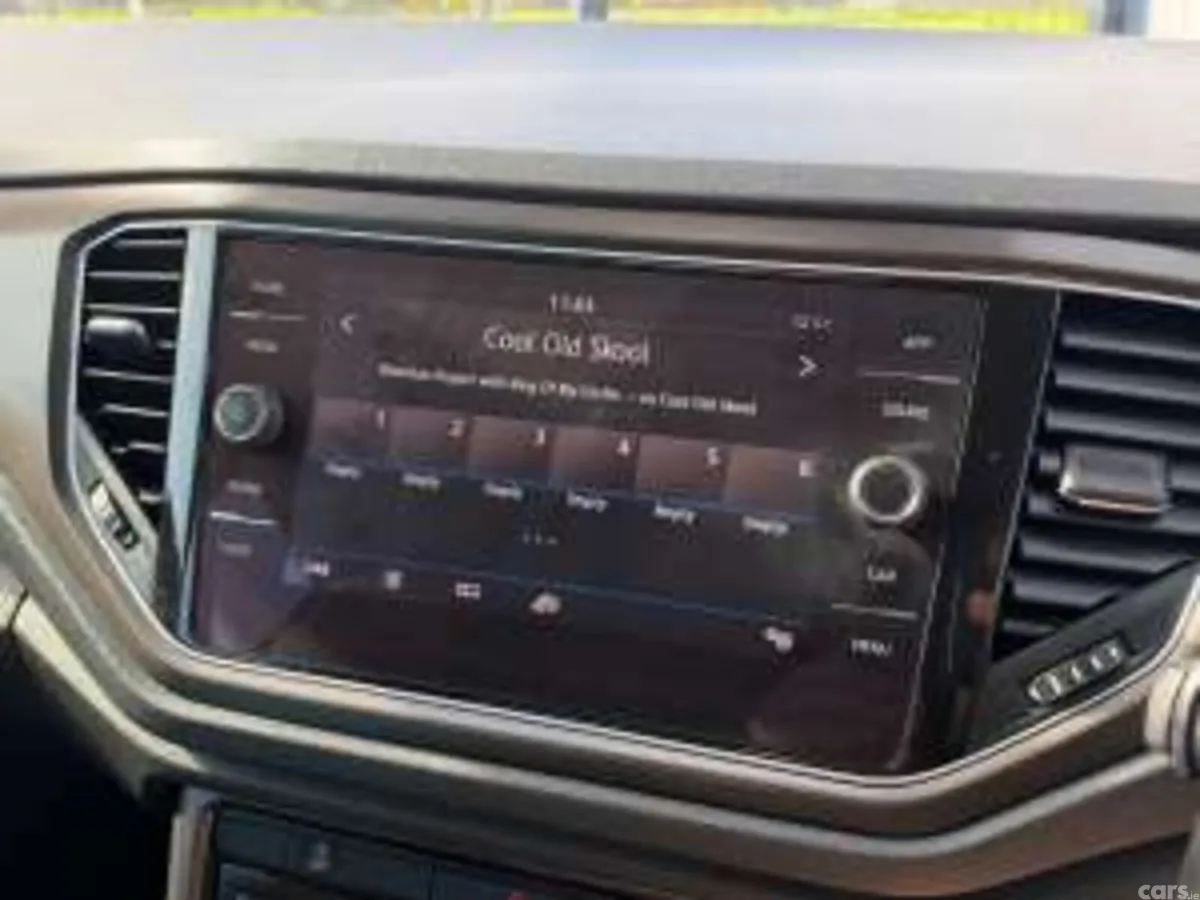 Volkswagen T-Roc SUV, Diesel, 2018, Blue