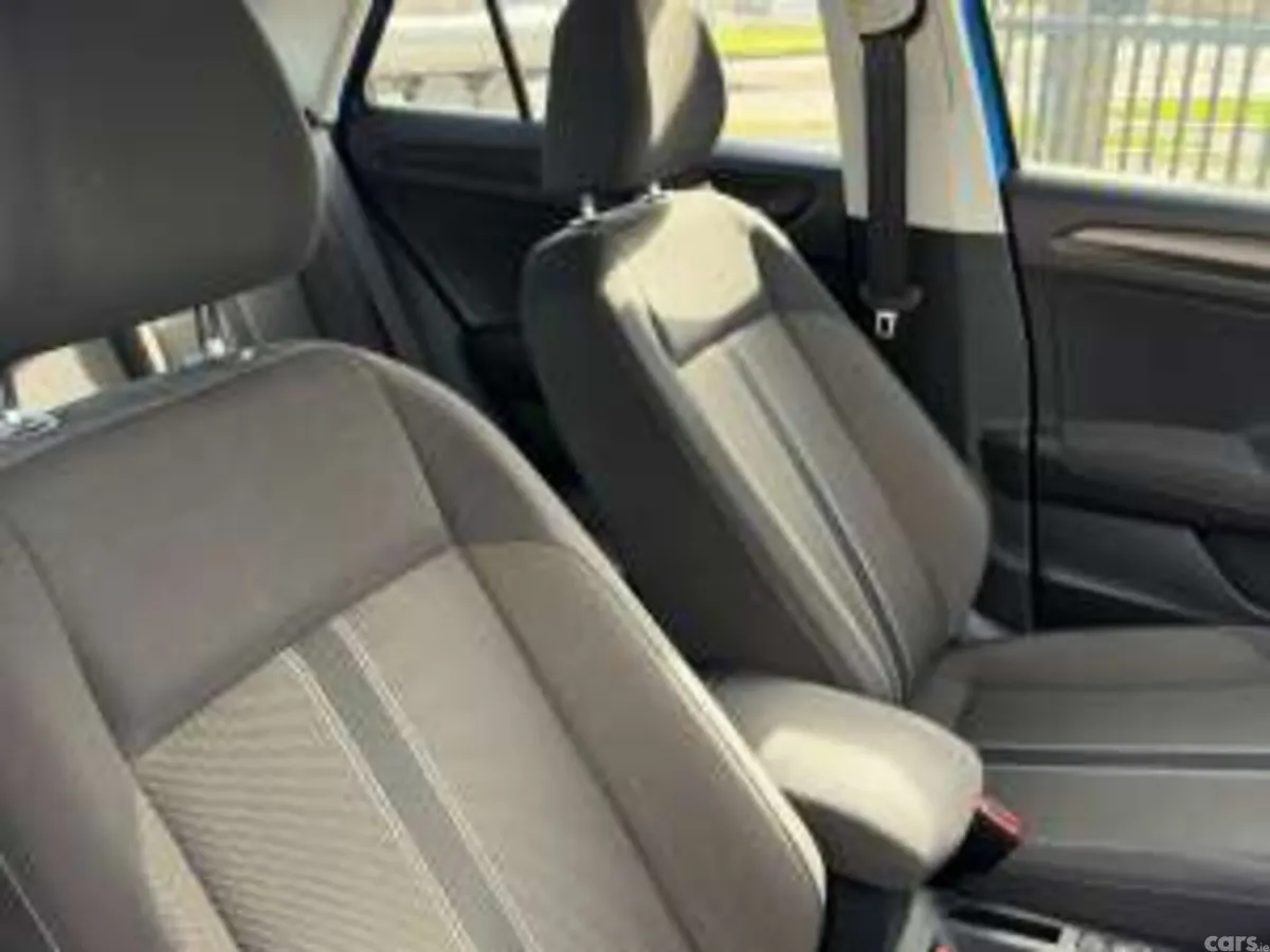 Volkswagen T-Roc SUV, Diesel, 2018, Blue