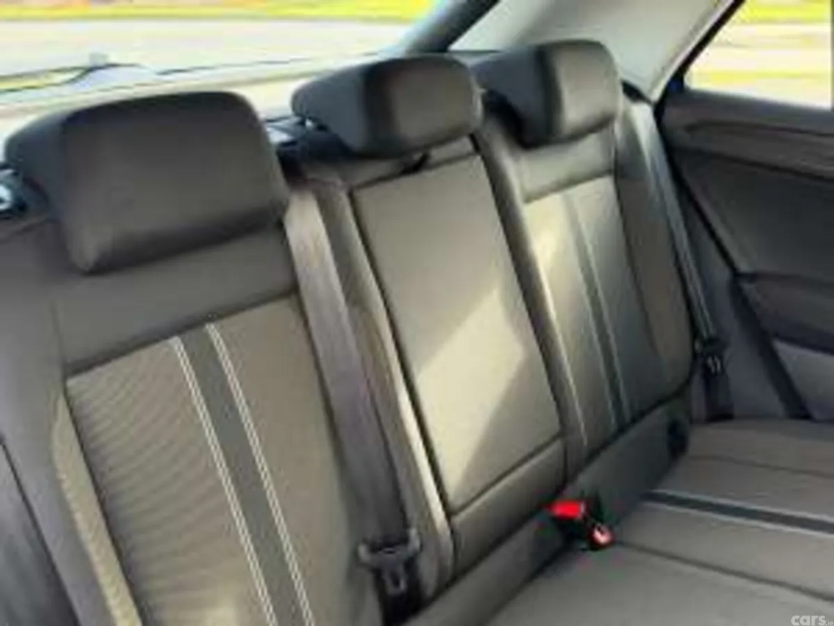 Volkswagen T-Roc SUV, Diesel, 2018, Blue