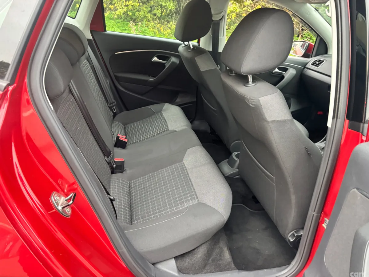 Volkswagen Polo Hatchback, Petrol, 2015, Red