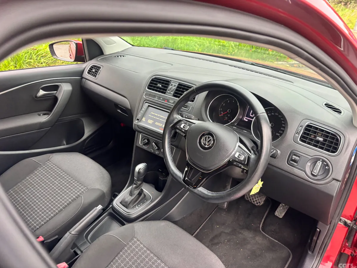 Volkswagen Polo Hatchback, Petrol, 2015, Red