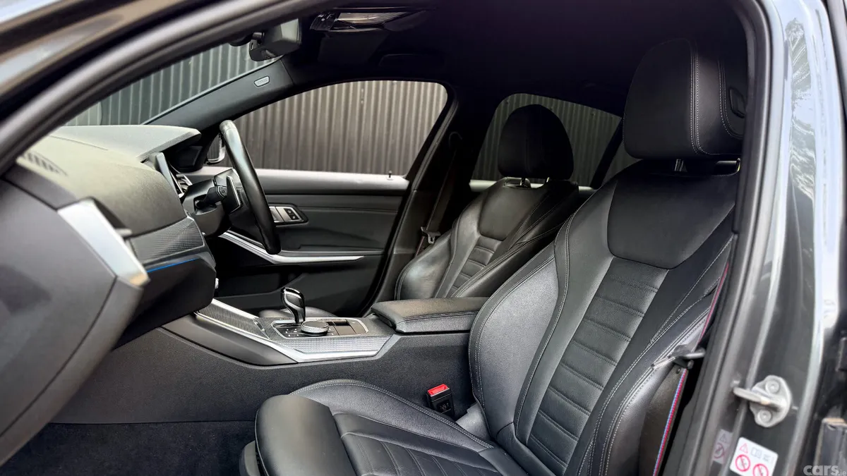 BMW 3-Series Saloon, Petrol Plug-in Hybrid, 2022, Grey