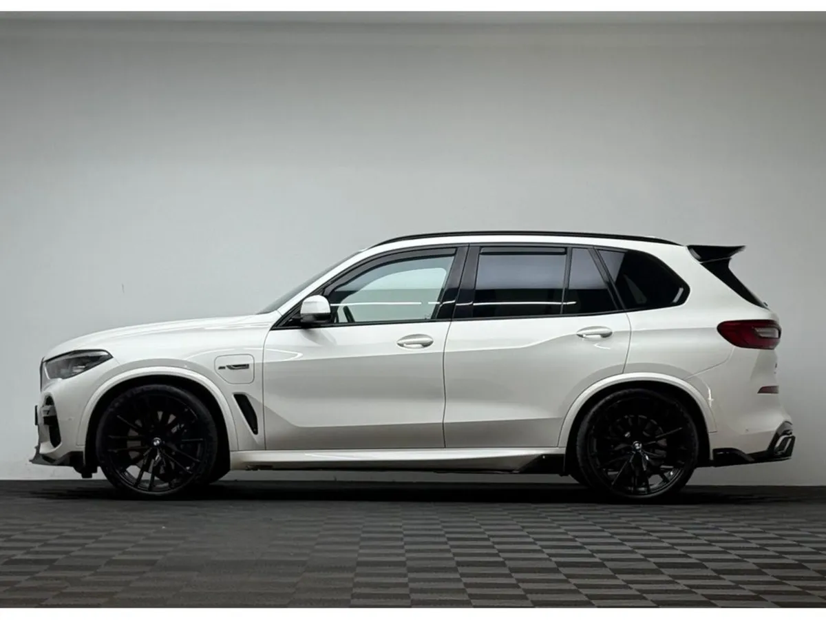 BMW X5 SUV, Petrol Plug-in Hybrid, 2023, White