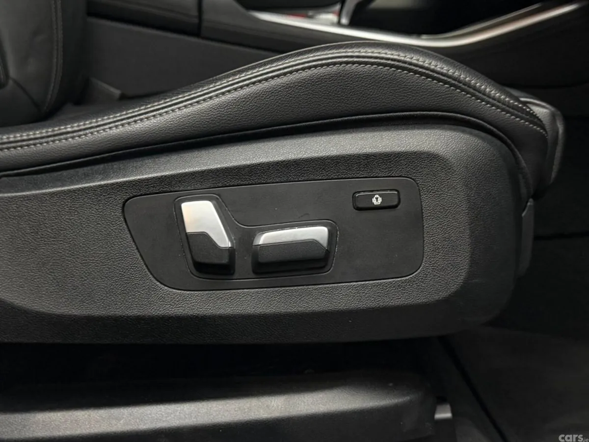 BMW X5 SUV, Petrol Plug-in Hybrid, 2023, White