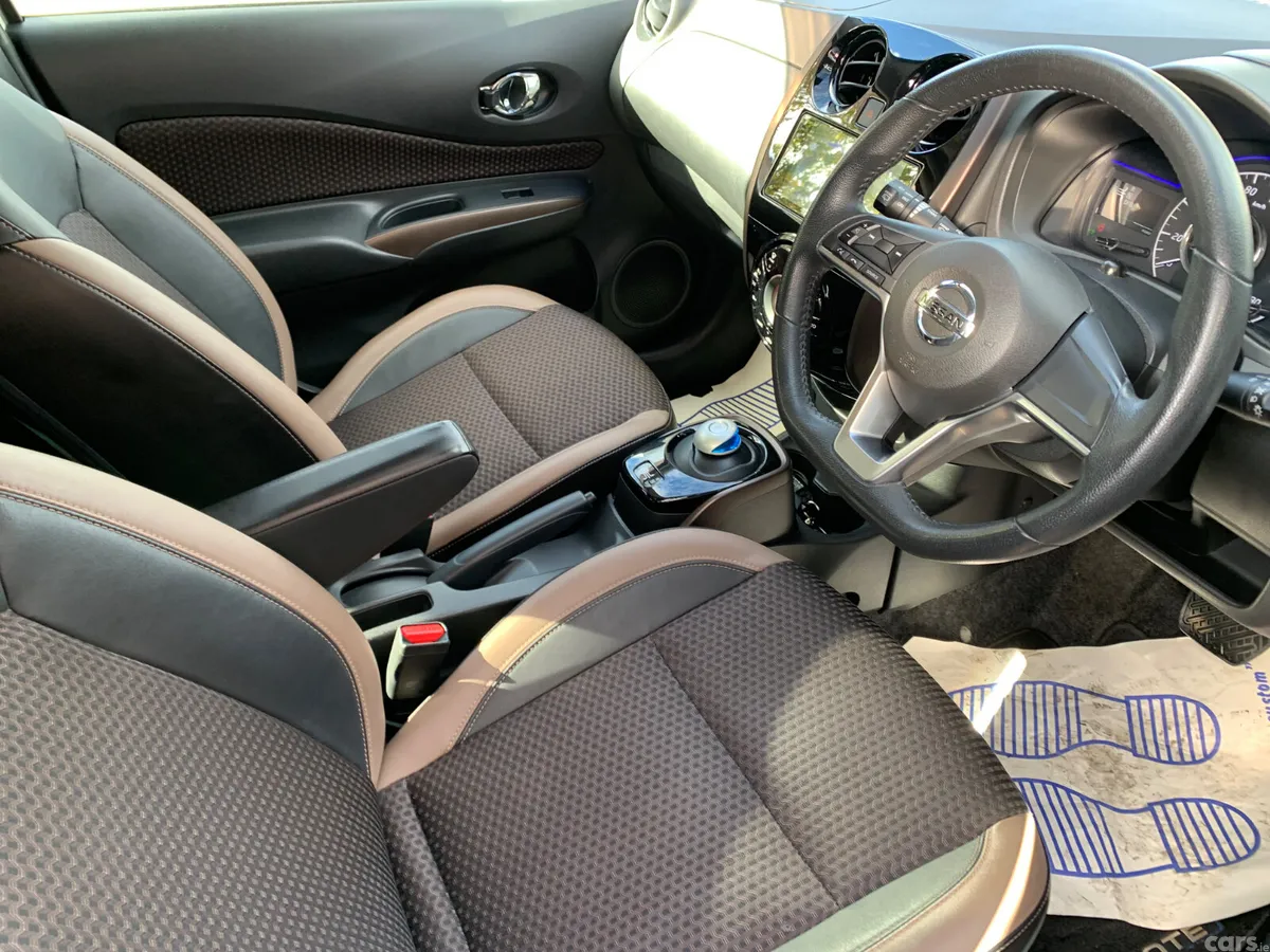 Nissan Note MPV, Petrol Hybrid, 2017, Silver