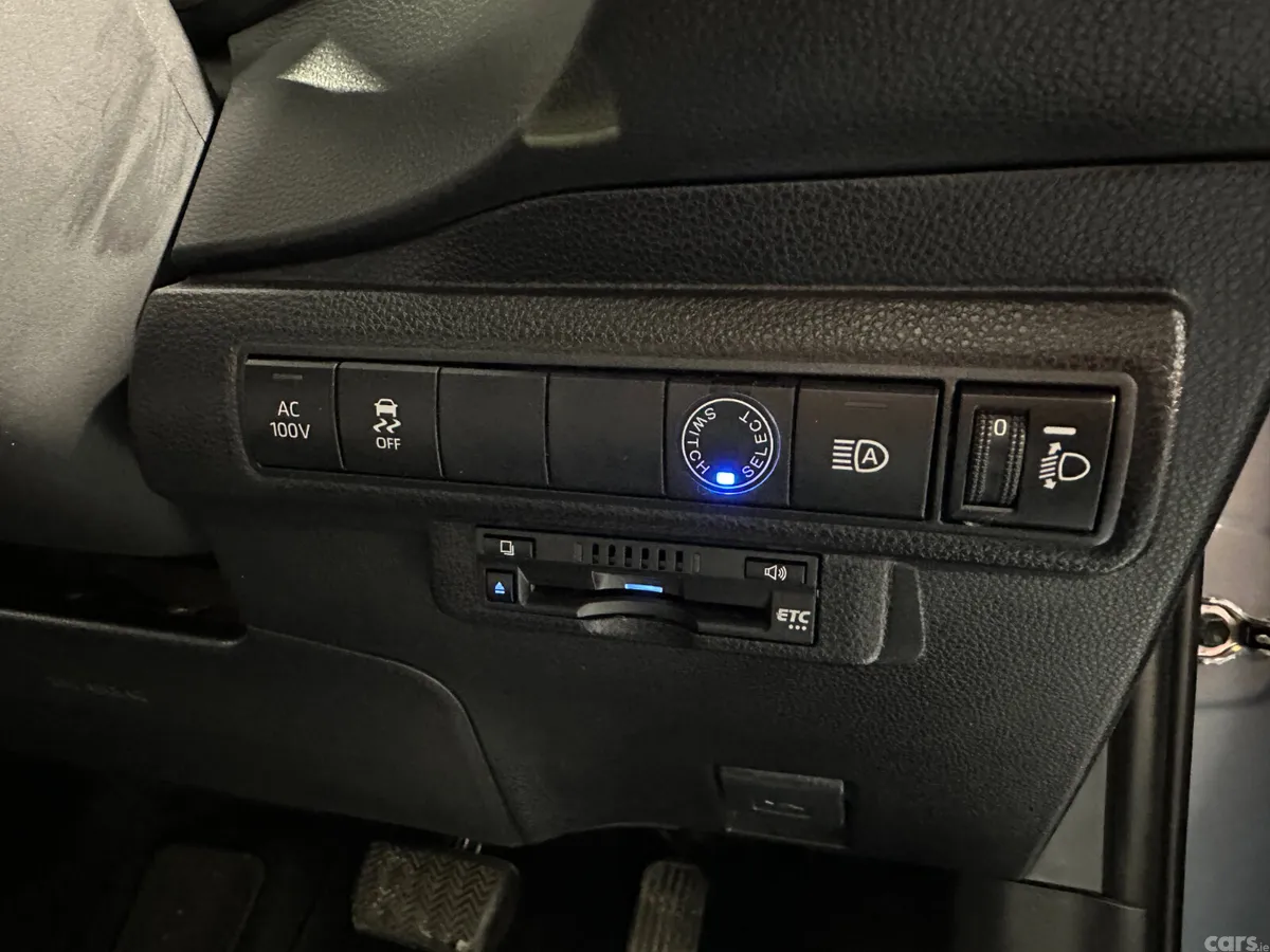 Toyota Corolla Estate, Petrol Hybrid, 2020, Grey