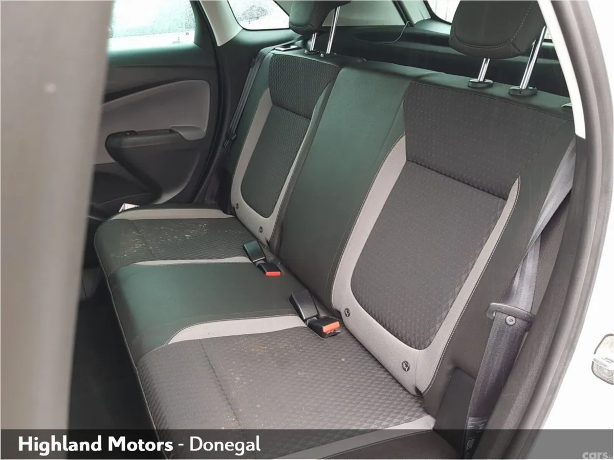 Opel Crossland X SUV, Petrol, 2018, White