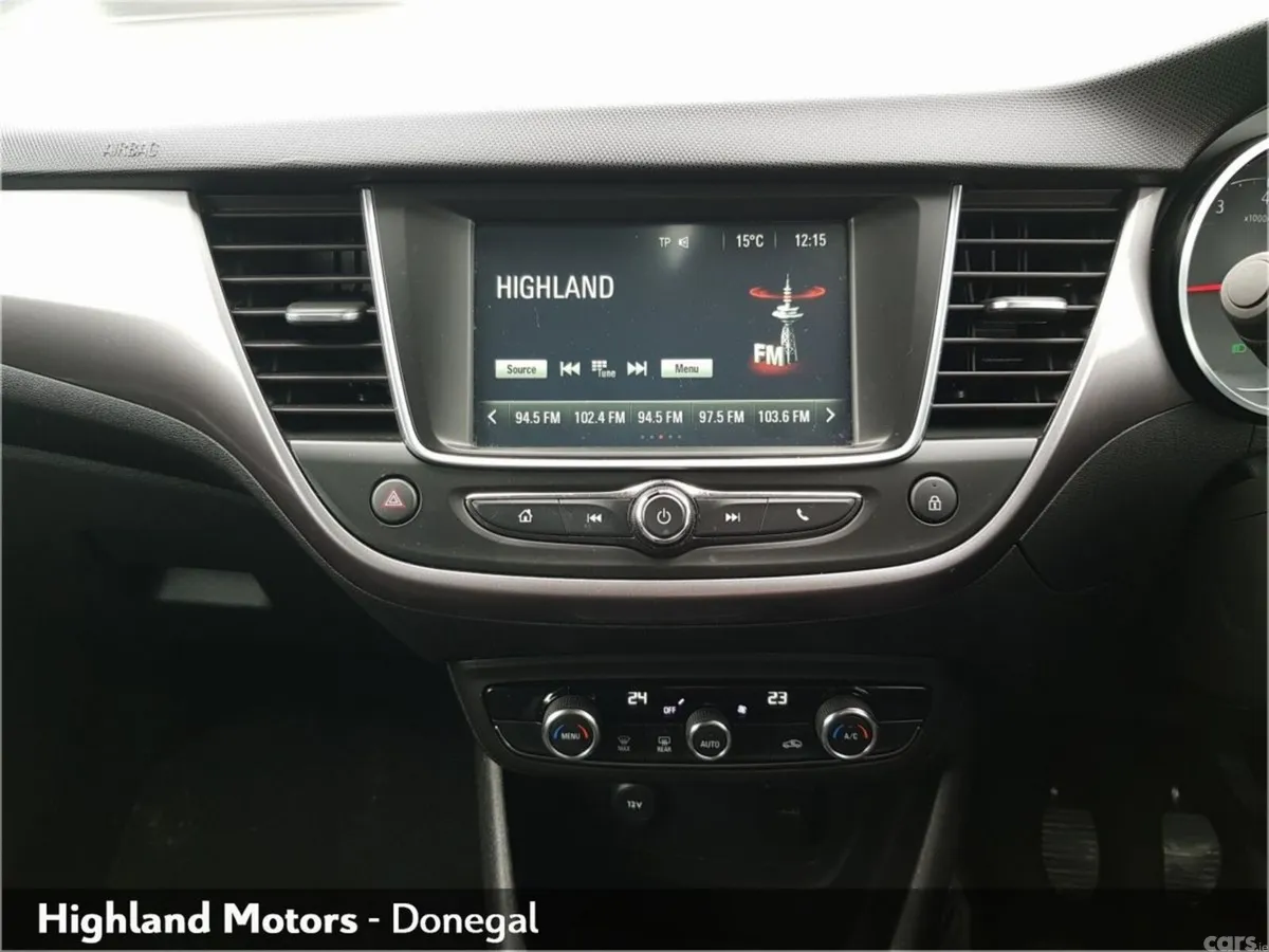 Opel Crossland X SUV, Petrol, 2018, White