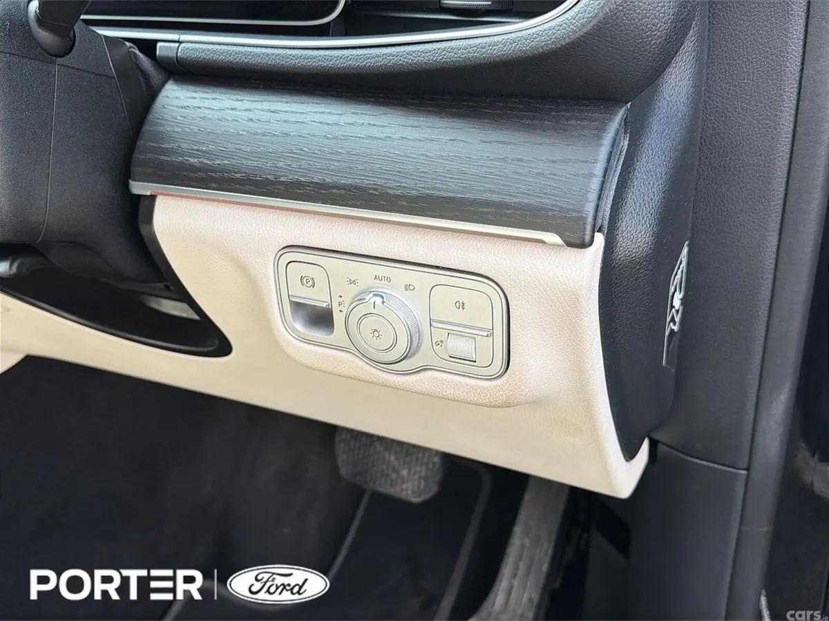 Mercedes-Benz GLE SUV, Diesel Hybrid, 2023, Black