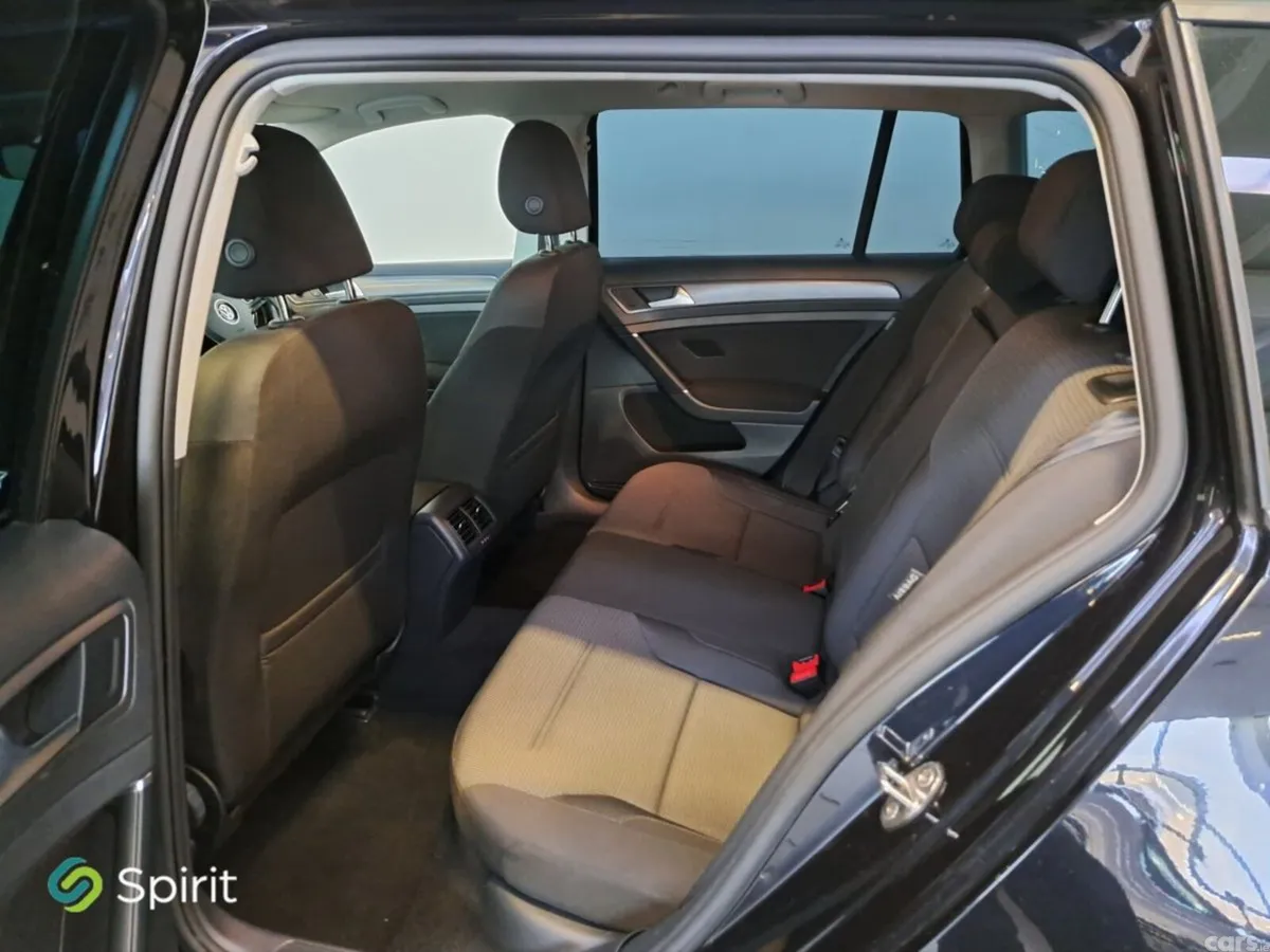 Volkswagen Golf Estate, Petrol, 2018, Black