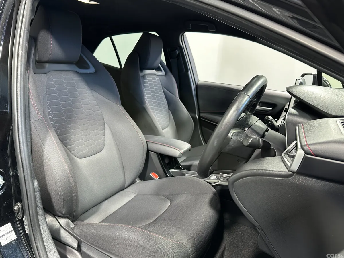 Toyota Corolla Hatchback, Petrol Hybrid, 2023, Black