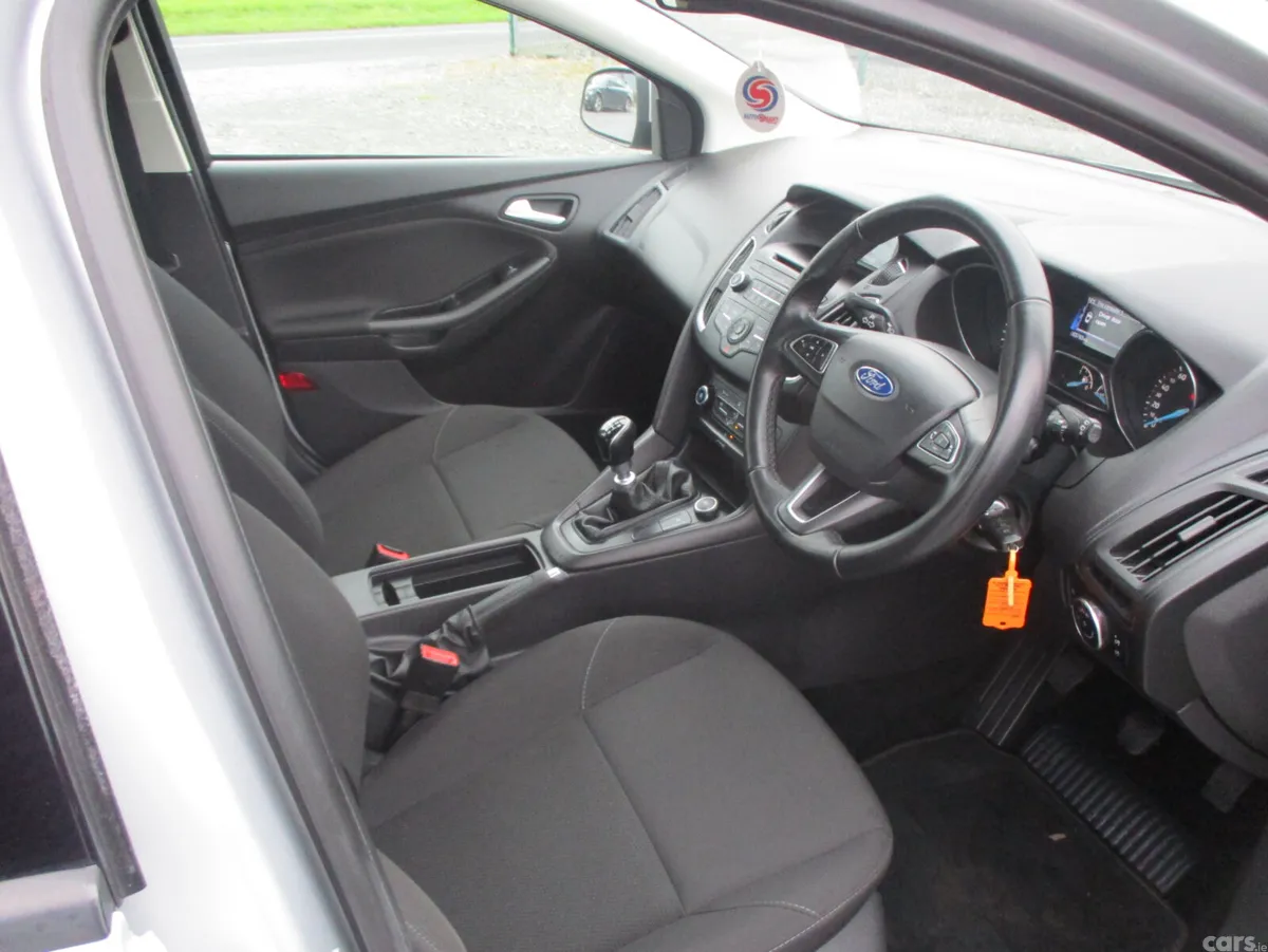 Ford Focus Hatchback, Diesel, 2016, Silver