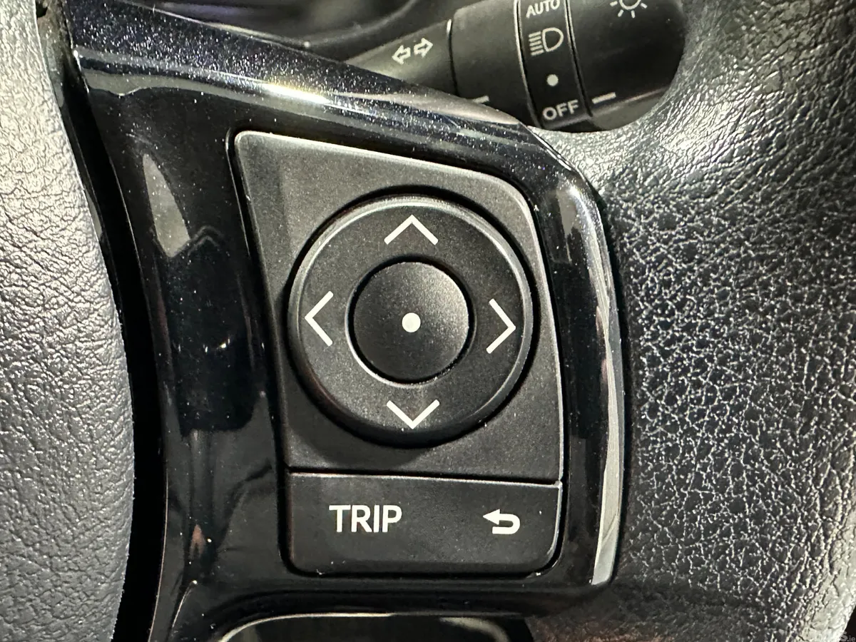 Toyota Yaris Hatchback, Petrol Hybrid, 2019, Red