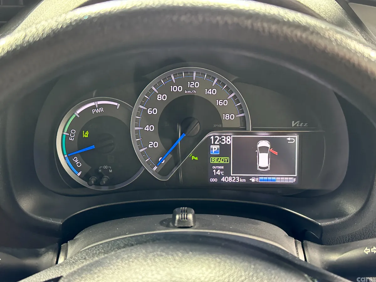 Toyota Yaris Hatchback, Petrol Hybrid, 2019, Red