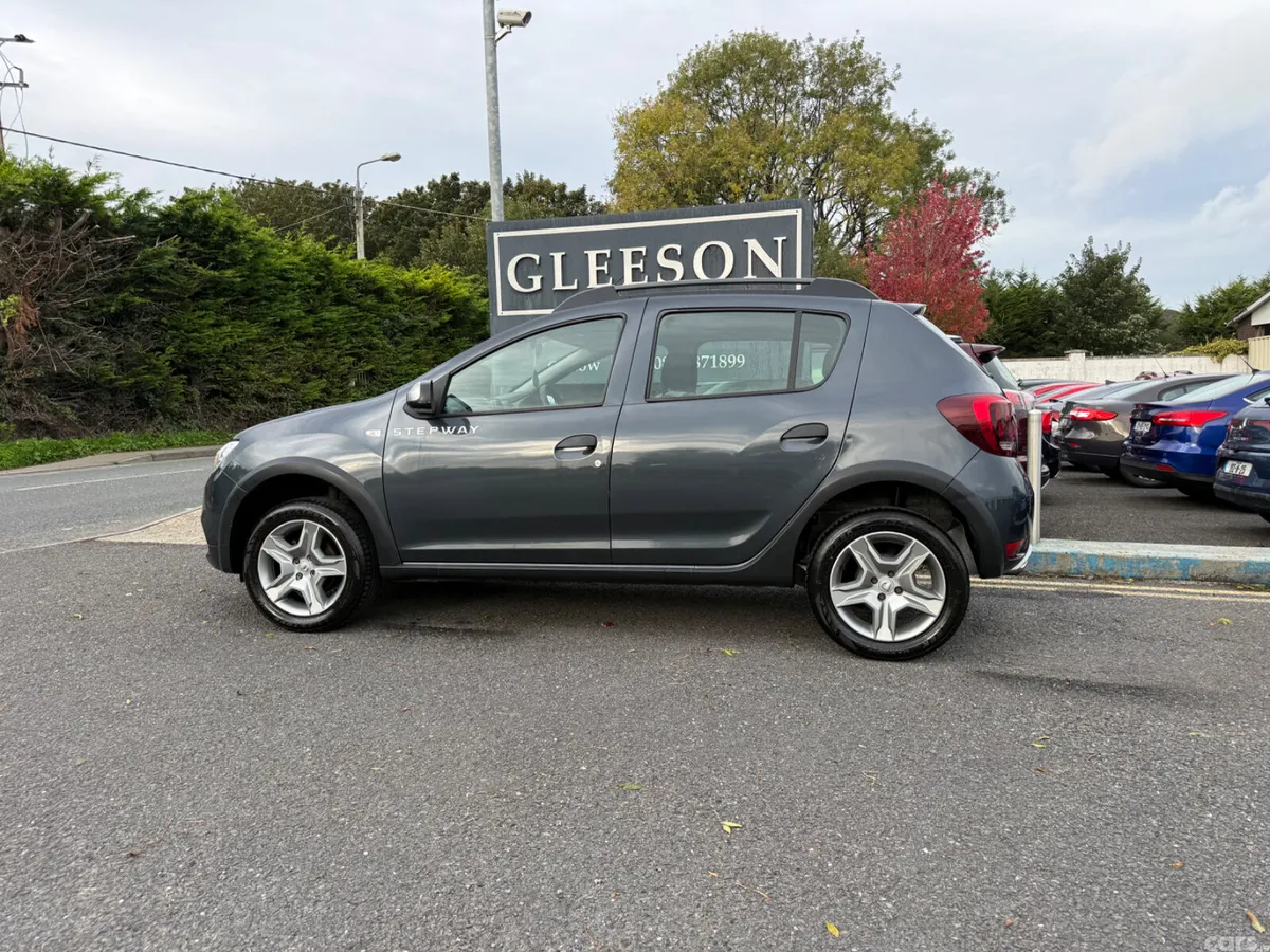 Dacia Sandero Stepway Hatchback, Petrol, 2019, Grey
