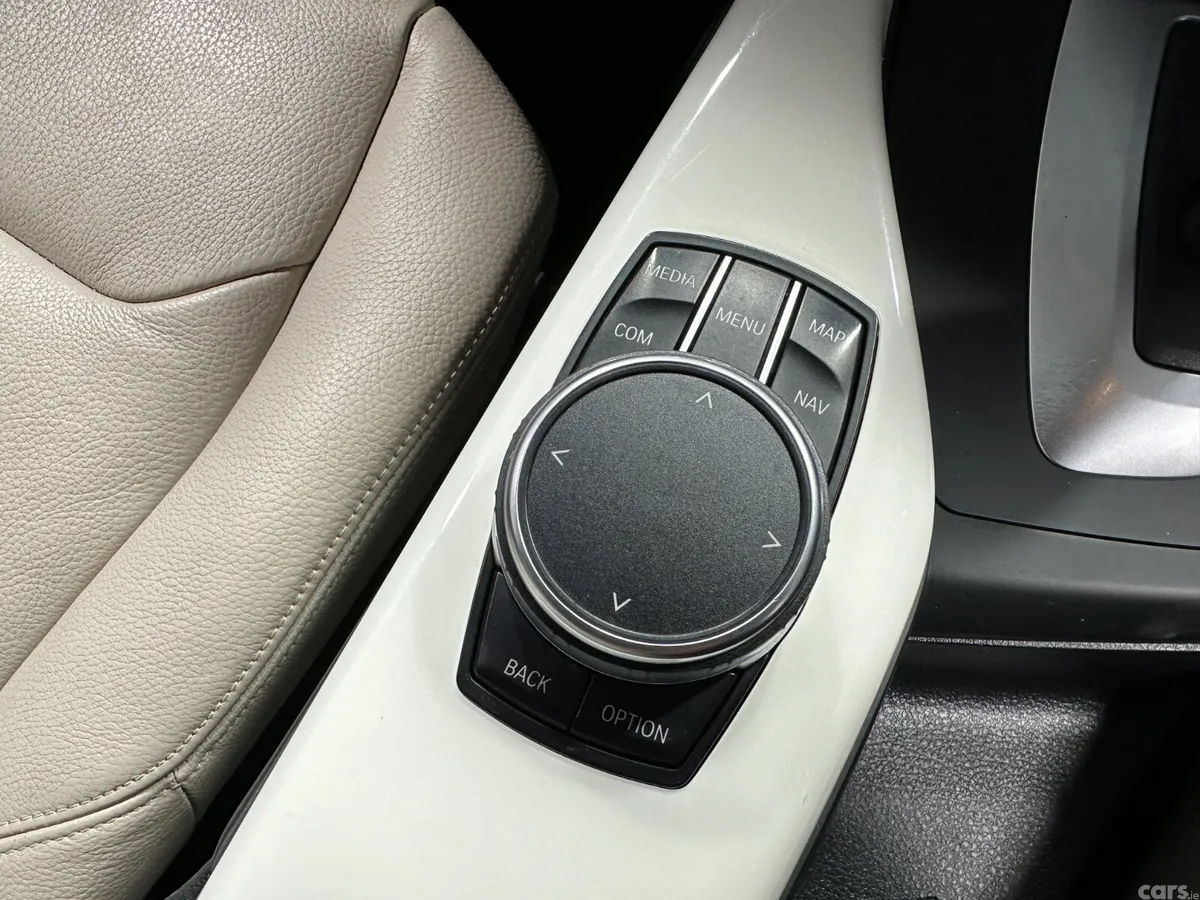 BMW 1-Series Hatchback, Petrol, 2019, Red