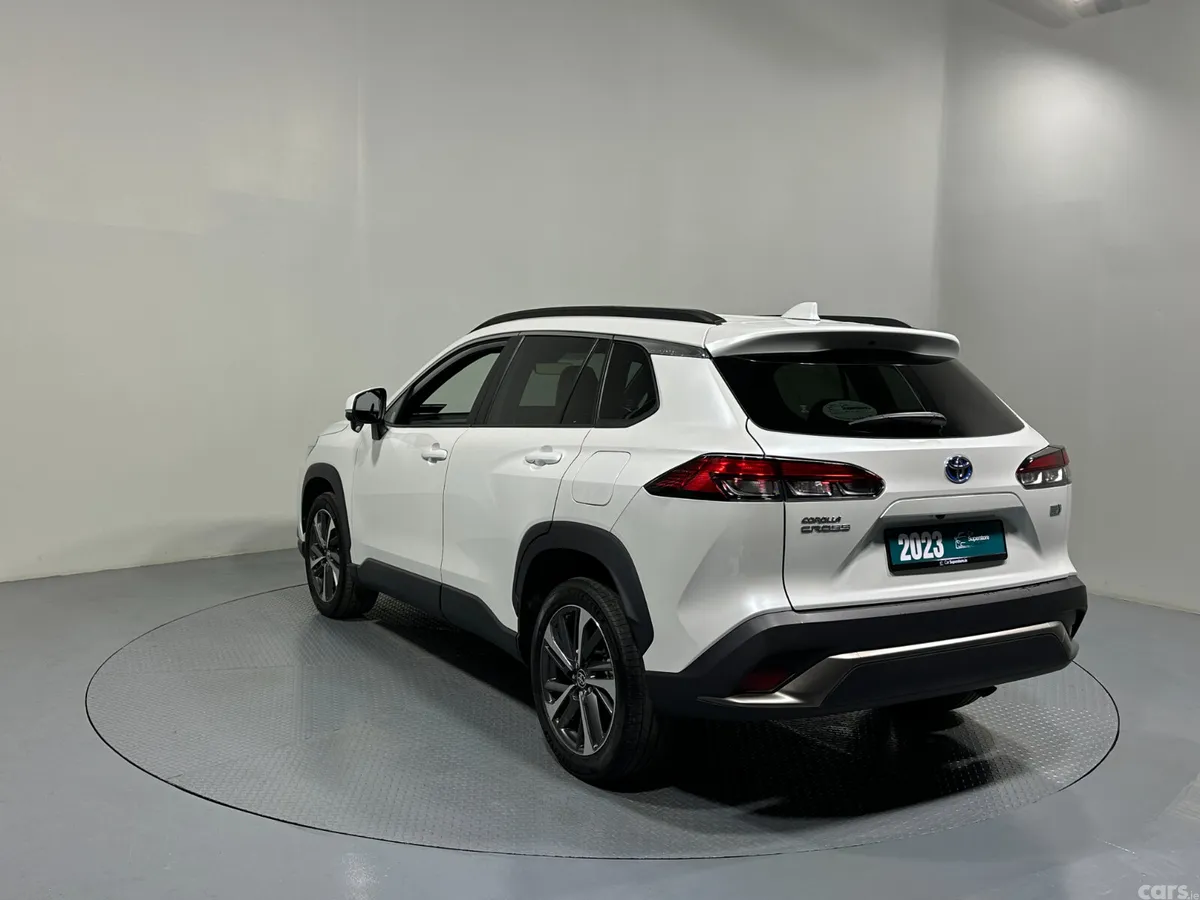 Toyota Corolla Cross SUV, Petrol Hybrid, 2023, White