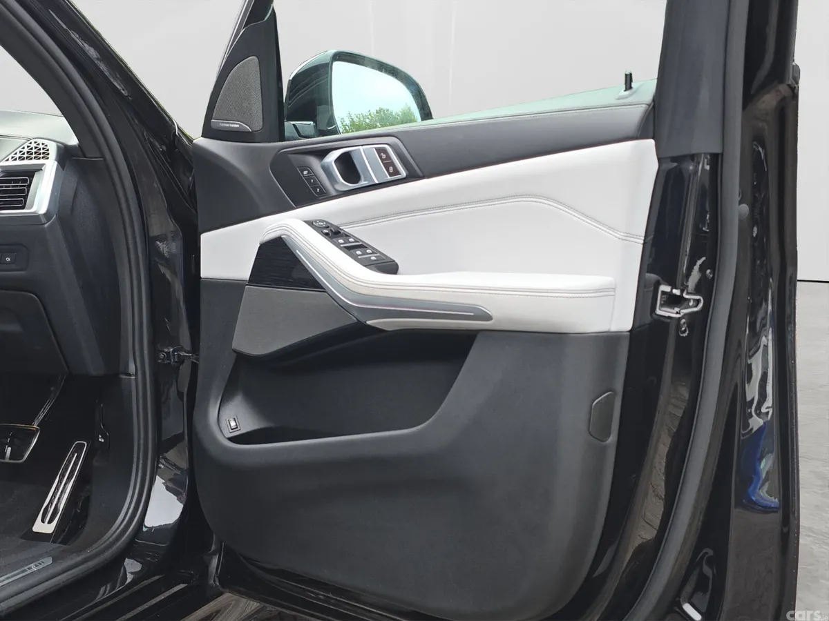 BMW X5 SUV, Petrol Plug-in Hybrid, 2024, Black