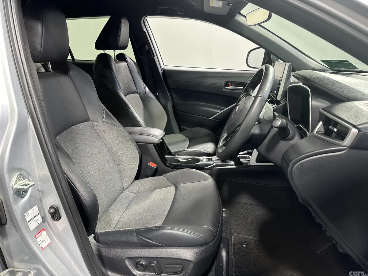 Toyota Corolla Cross SUV, Petrol Hybrid, 2023, Silver