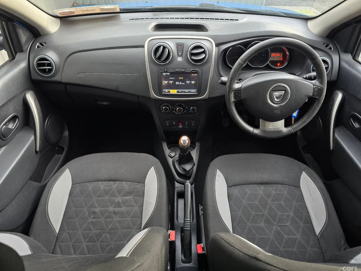 Dacia Sandero Stepway Hatchback, Diesel, 2015, Blue