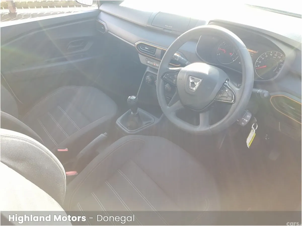 Dacia Sandero Stepway Hatchback, Petrol, 2022, White