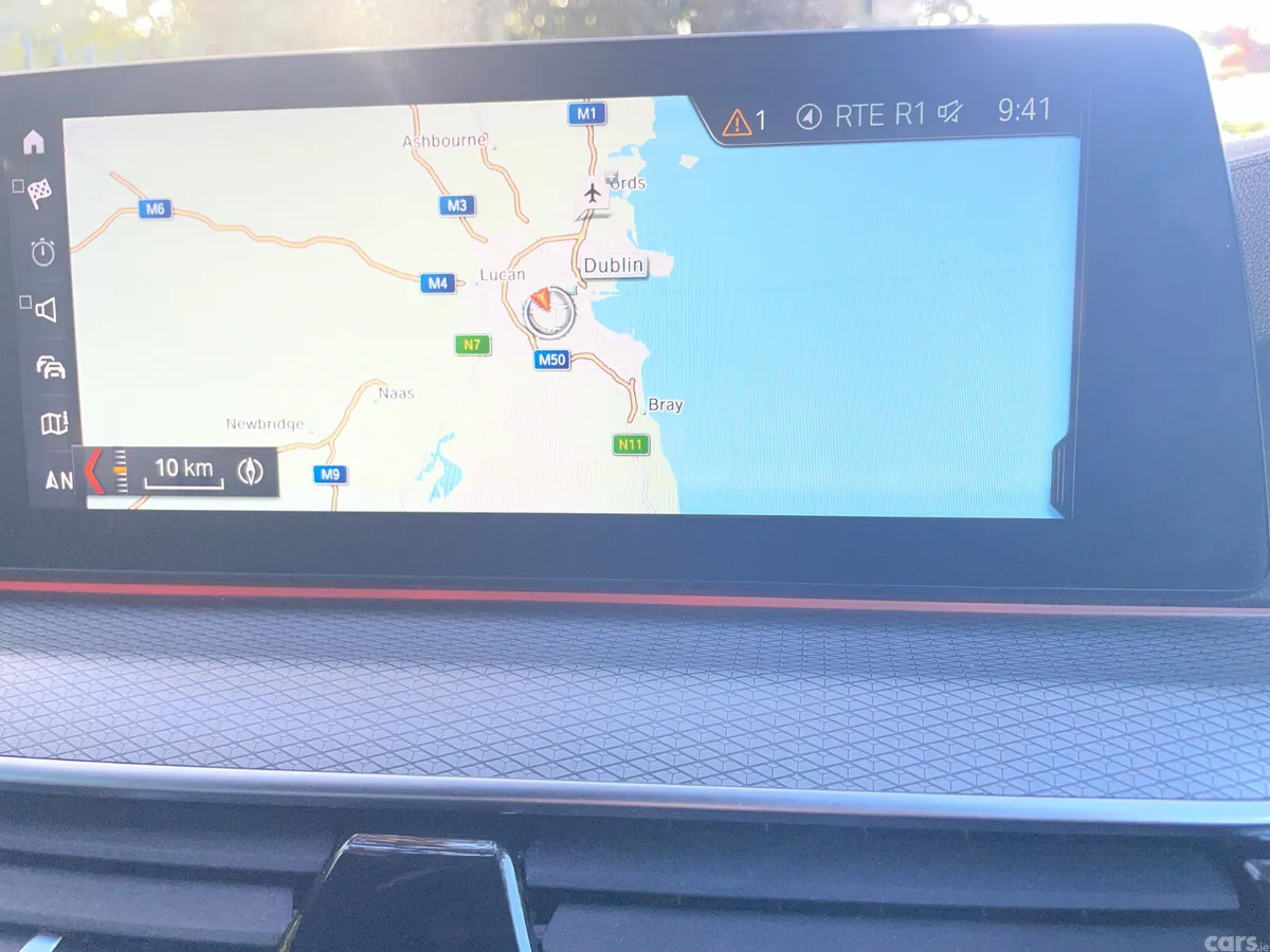 BMW 5-Series Saloon, Petrol Plug-in Hybrid, 2018, Blue