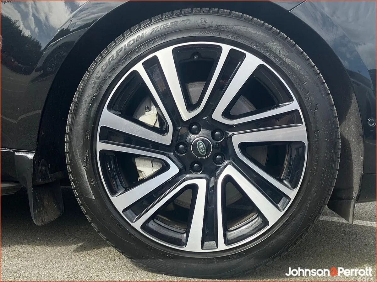 Land Rover Range Rover SUV, Petrol Plug-in Hybrid, 2024, Black