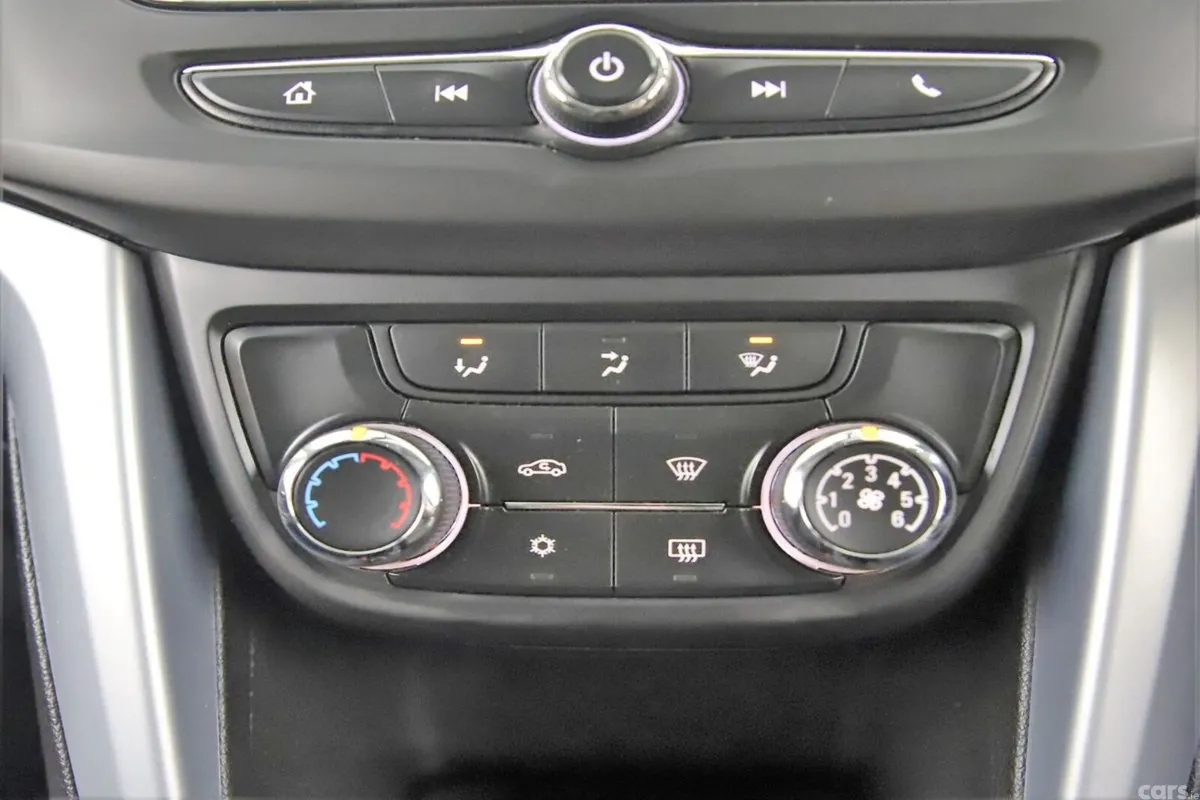 Vauxhall Zafira MPV, Petrol, 2017, Blue