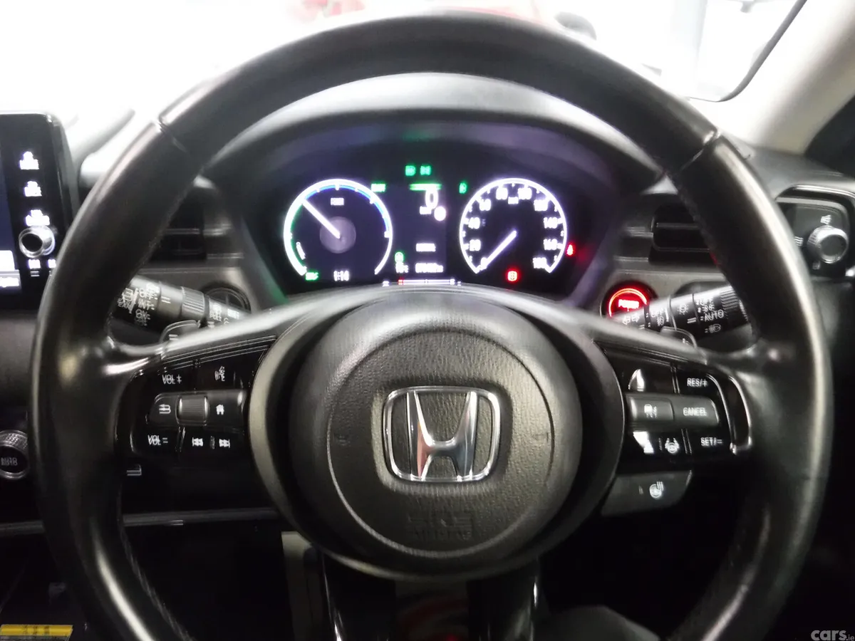 Honda Vezel SUV, Petrol Hybrid, 2021, Beige