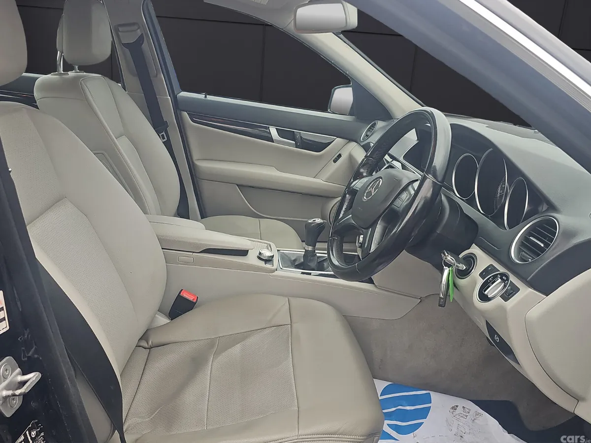 Mercedes-Benz C-Class Saloon, Diesel, 2012, Black