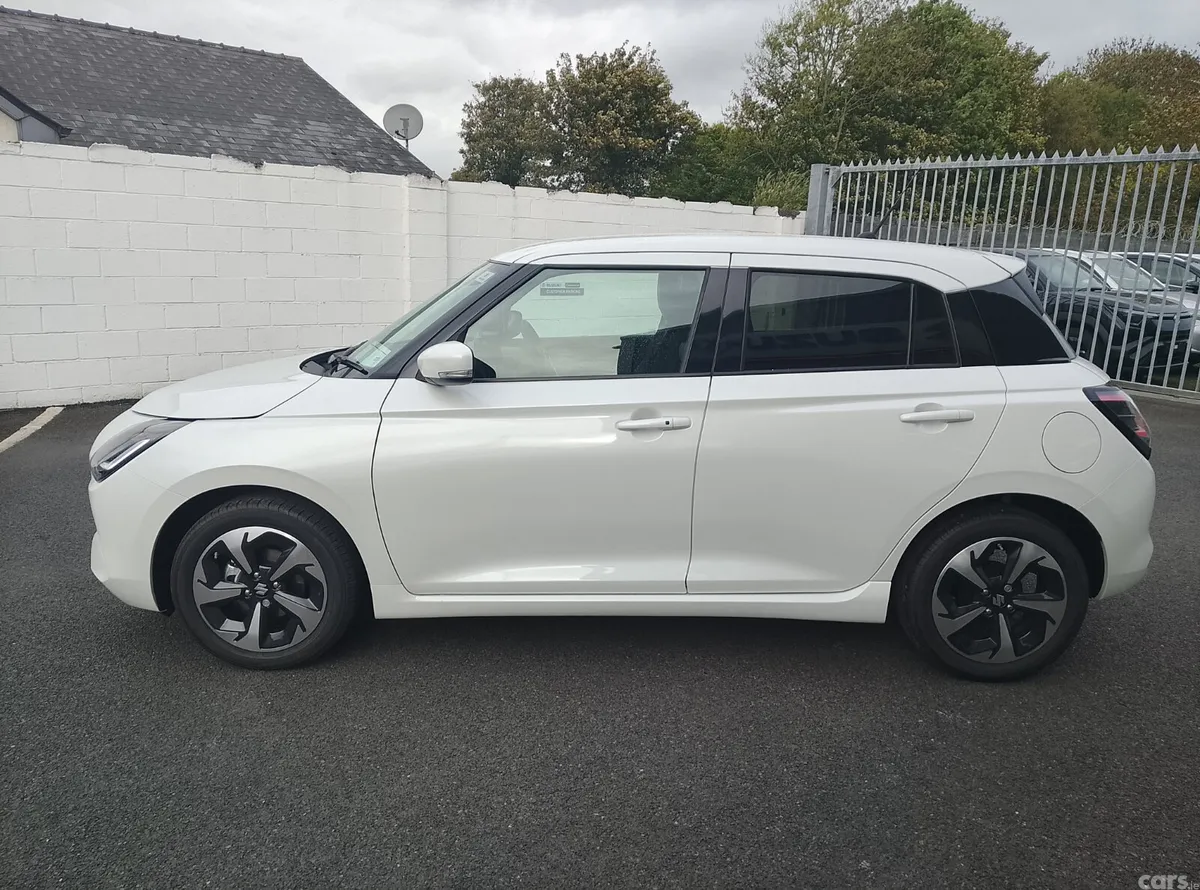Suzuki Swift Hatchback, Petrol Hybrid, 2026, White