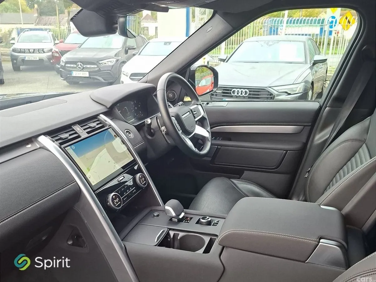 Land Rover Discovery SUV, Diesel, 2025, Grey