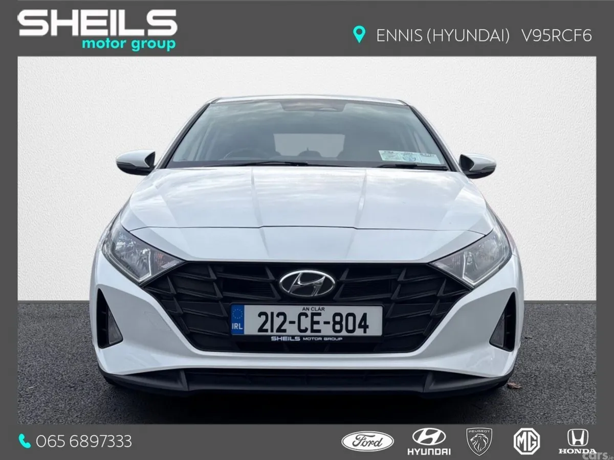Hyundai i20 Hatchback, Petrol, 2021, White