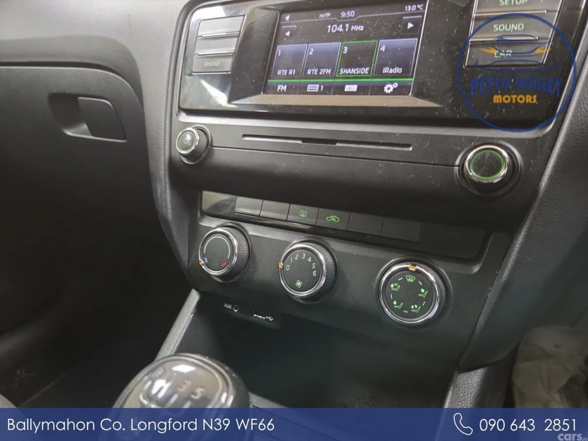 Skoda Octavia Saloon, Diesel, 2016, Black