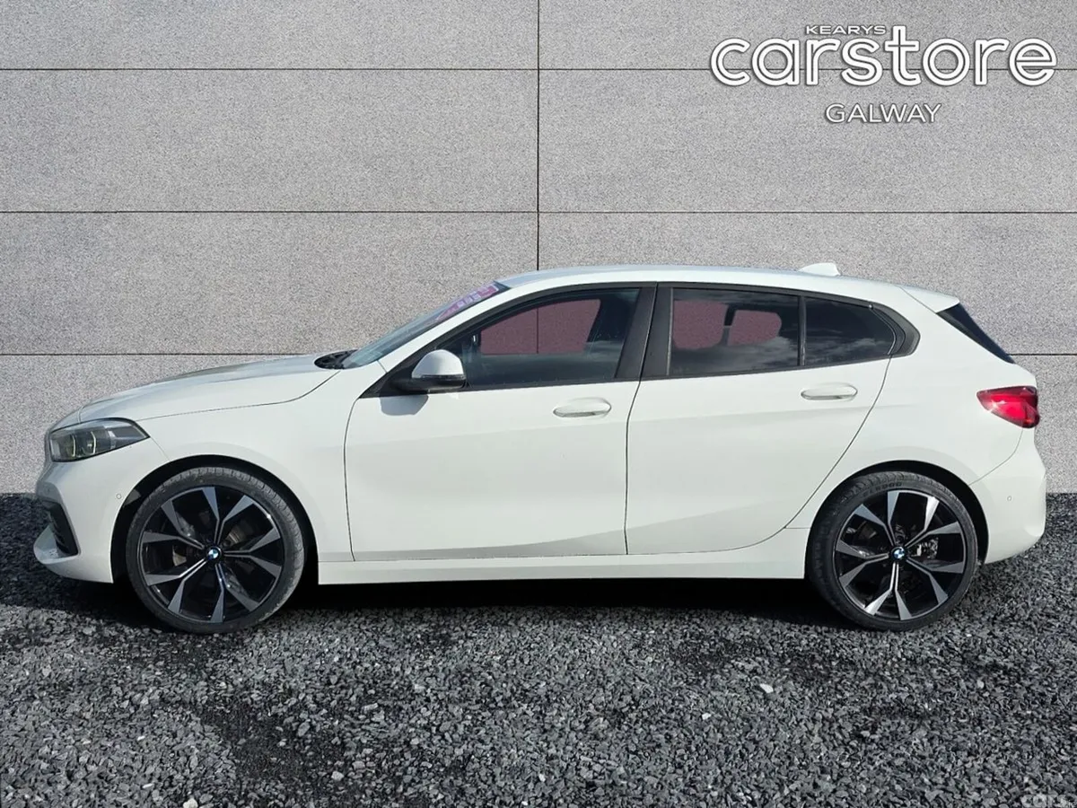BMW 1-Series Hatchback, Petrol, 2020, White