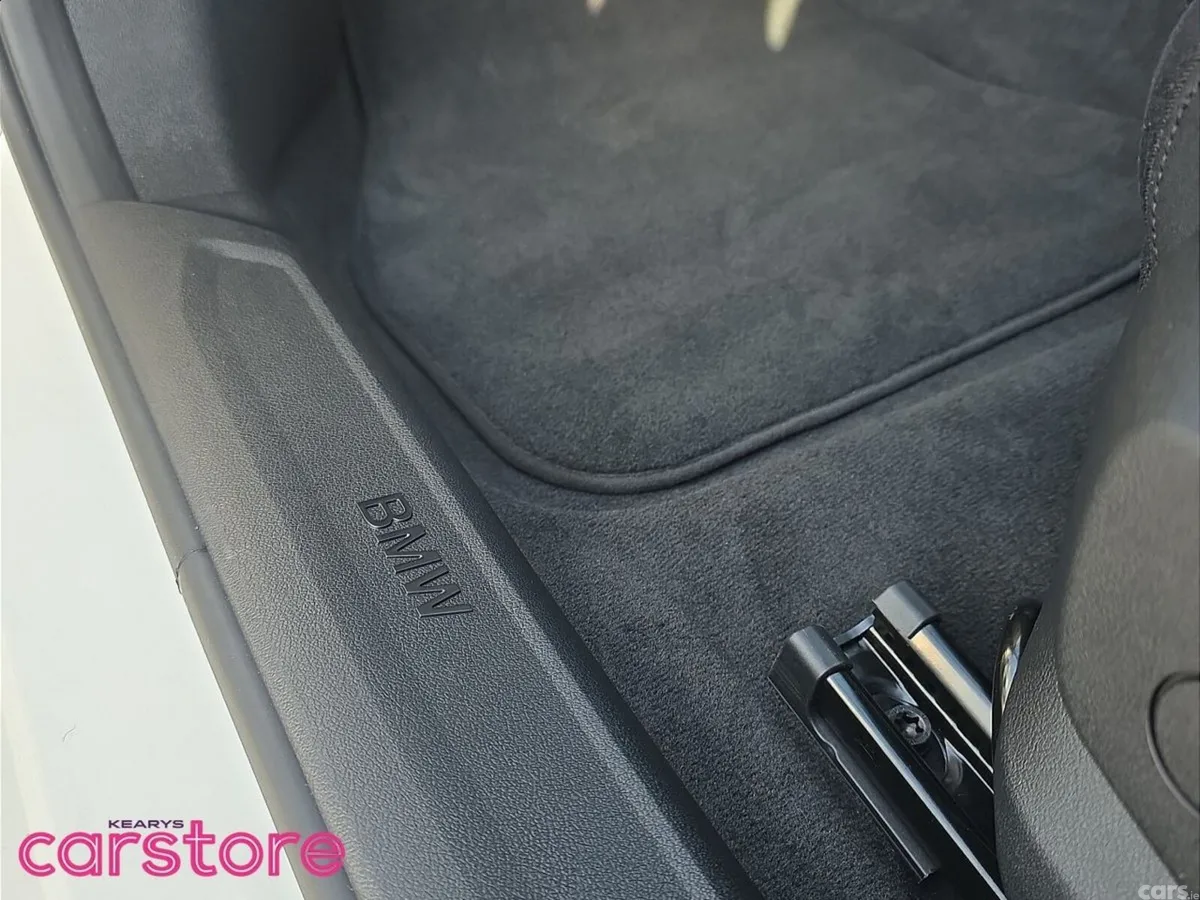 BMW 1-Series Hatchback, Petrol, 2020, White
