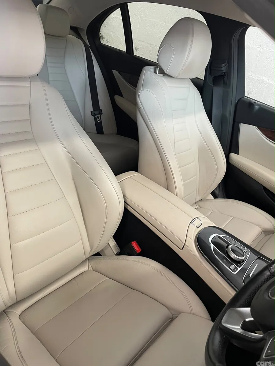 Mercedes-Benz E-Class Saloon, Diesel, 2017, Red