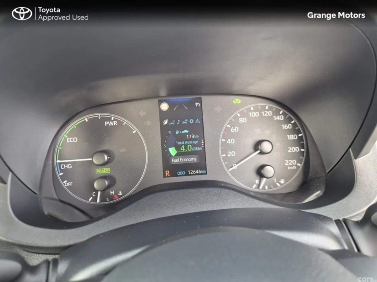 Toyota Yaris Hatchback, Petrol Hybrid, 2024, Silver