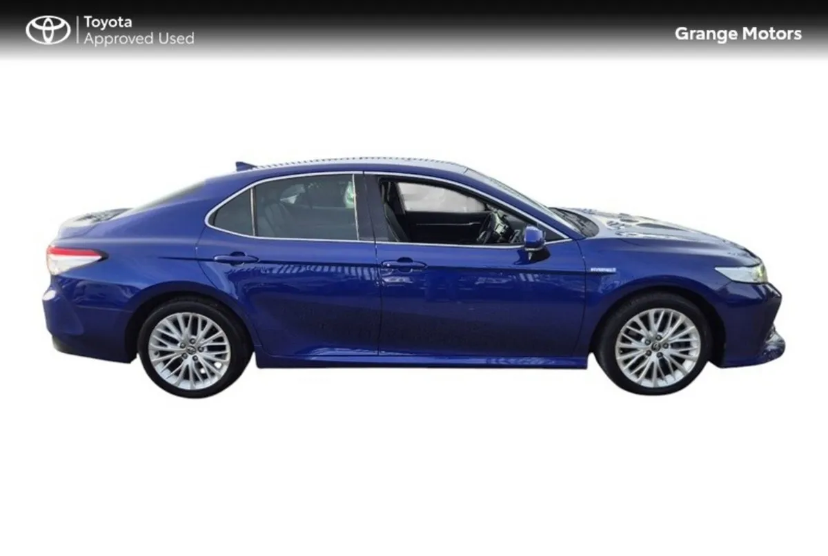 Toyota Camry Saloon, Petrol Hybrid, 2019, Blue